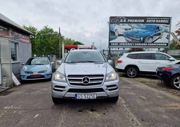 Mercedes-Benz GL cena 74990 przebieg: 183195, rok produkcji 2011 z Borne Sulinowo małe 742